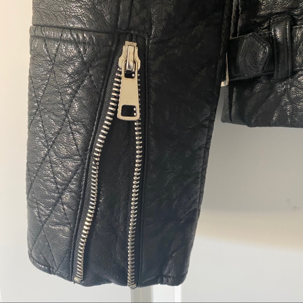 Forever 21 FAUX FUR TRIMMED MOTO JACKET - Picture 9 of 10